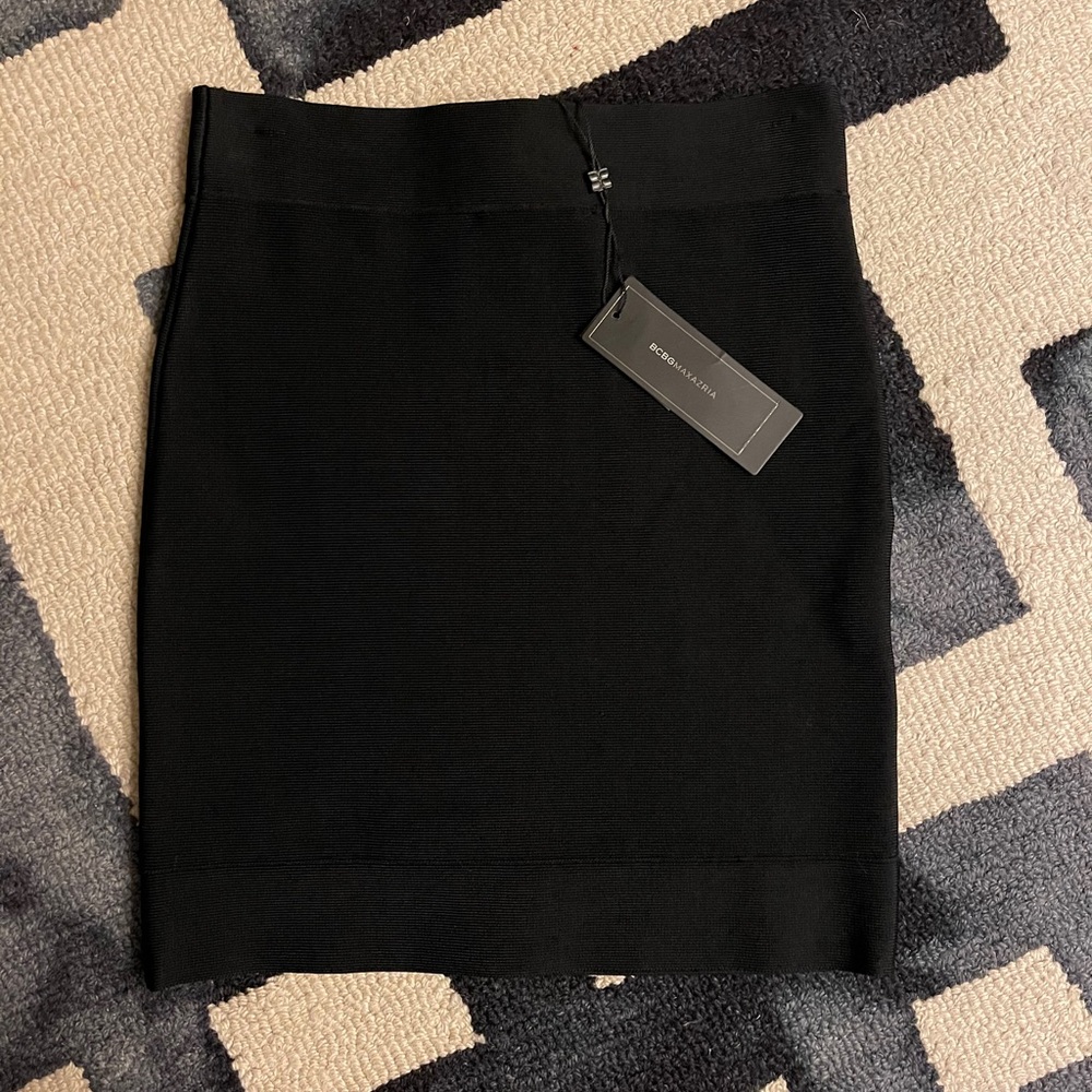 BCBG MAXAZRIA Mini Skirt